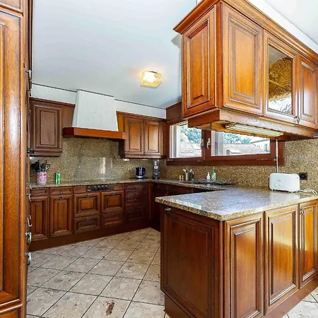 Pres Du Bahnhof By Interhome Apartment *